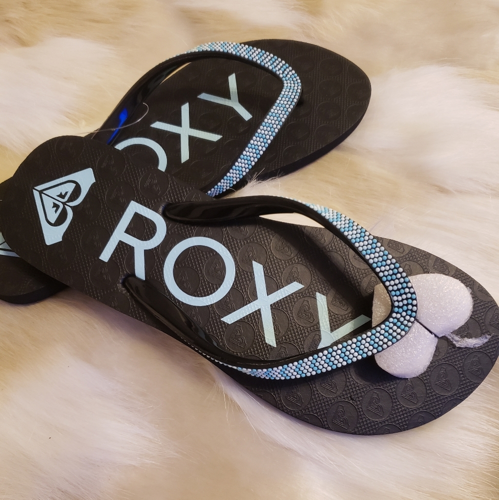 Women Roxy sandals